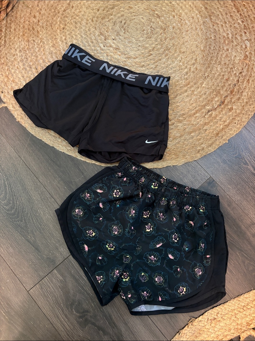 Nike Women’s Black Athletic Shorts LOT size Small